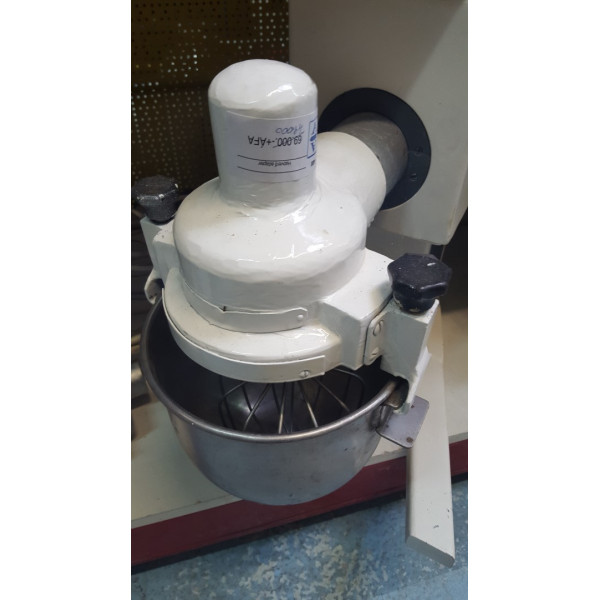 Keripar KK 100 + Mohnschleifmaschine beater Keripar KK 100 + Mohnschleifmaschine beater